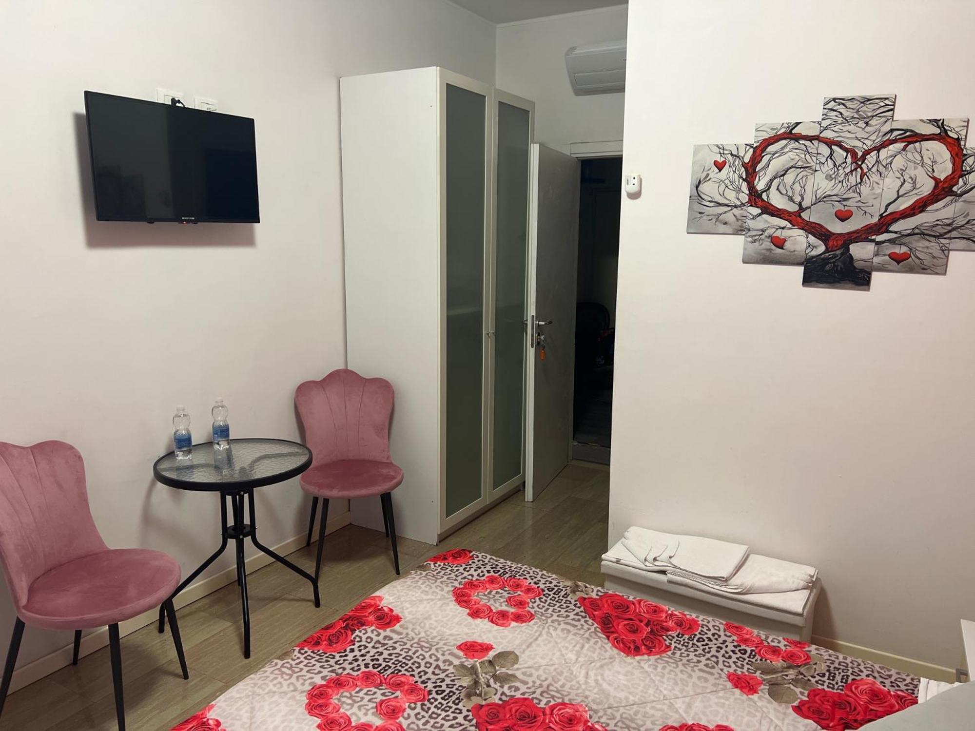 Katrin Luxury, Verona